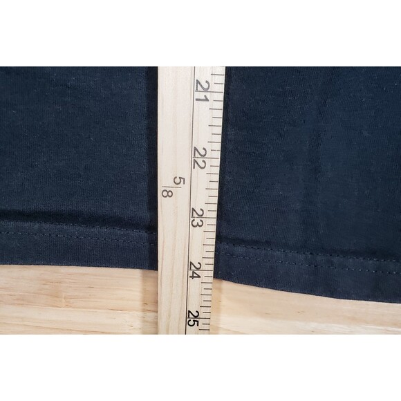 999 Club Graphic T-Shirt Men’s Small Black Skull Flowers Streetwear - Picture 6 of 6